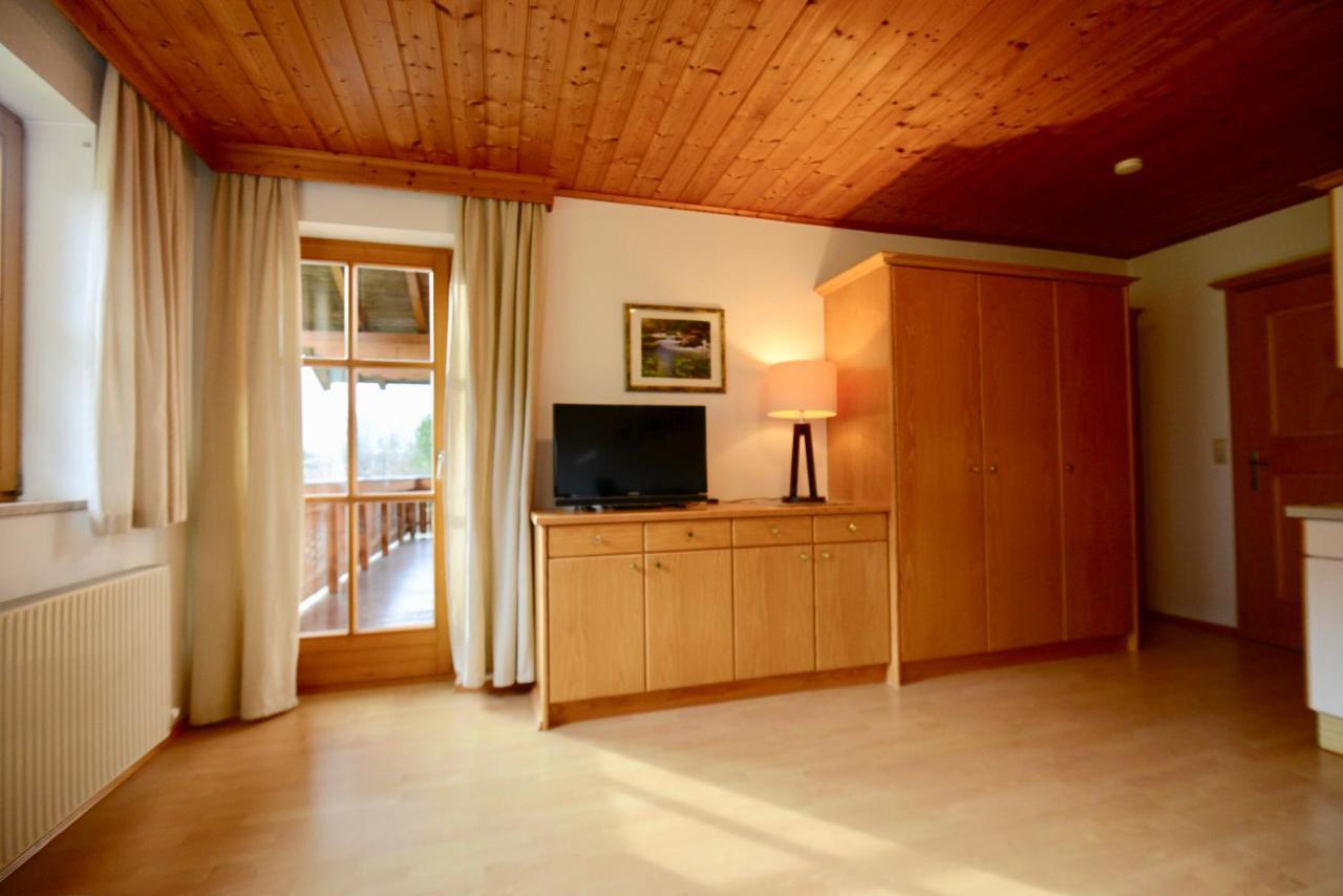 Haus Margit Apartment Sankt Johann im Pongau Exterior photo